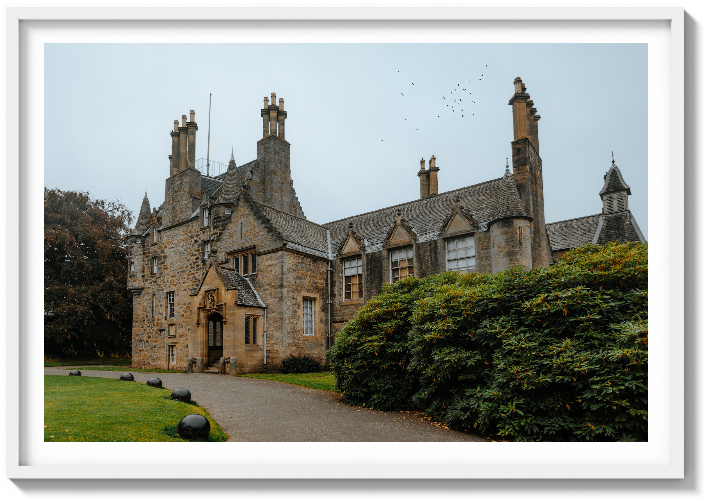 Entering Lauriston Castle