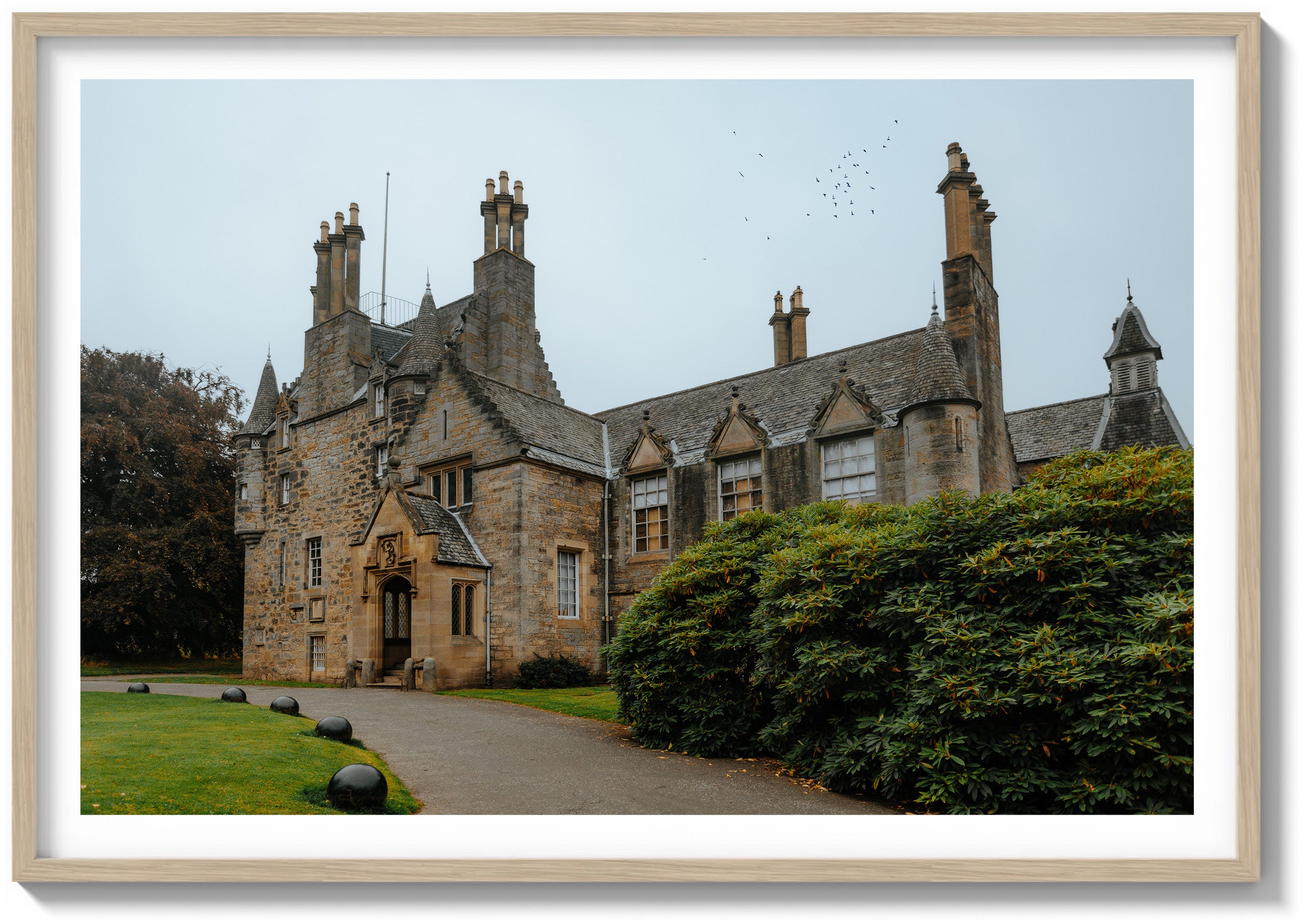 Entering Lauriston Castle