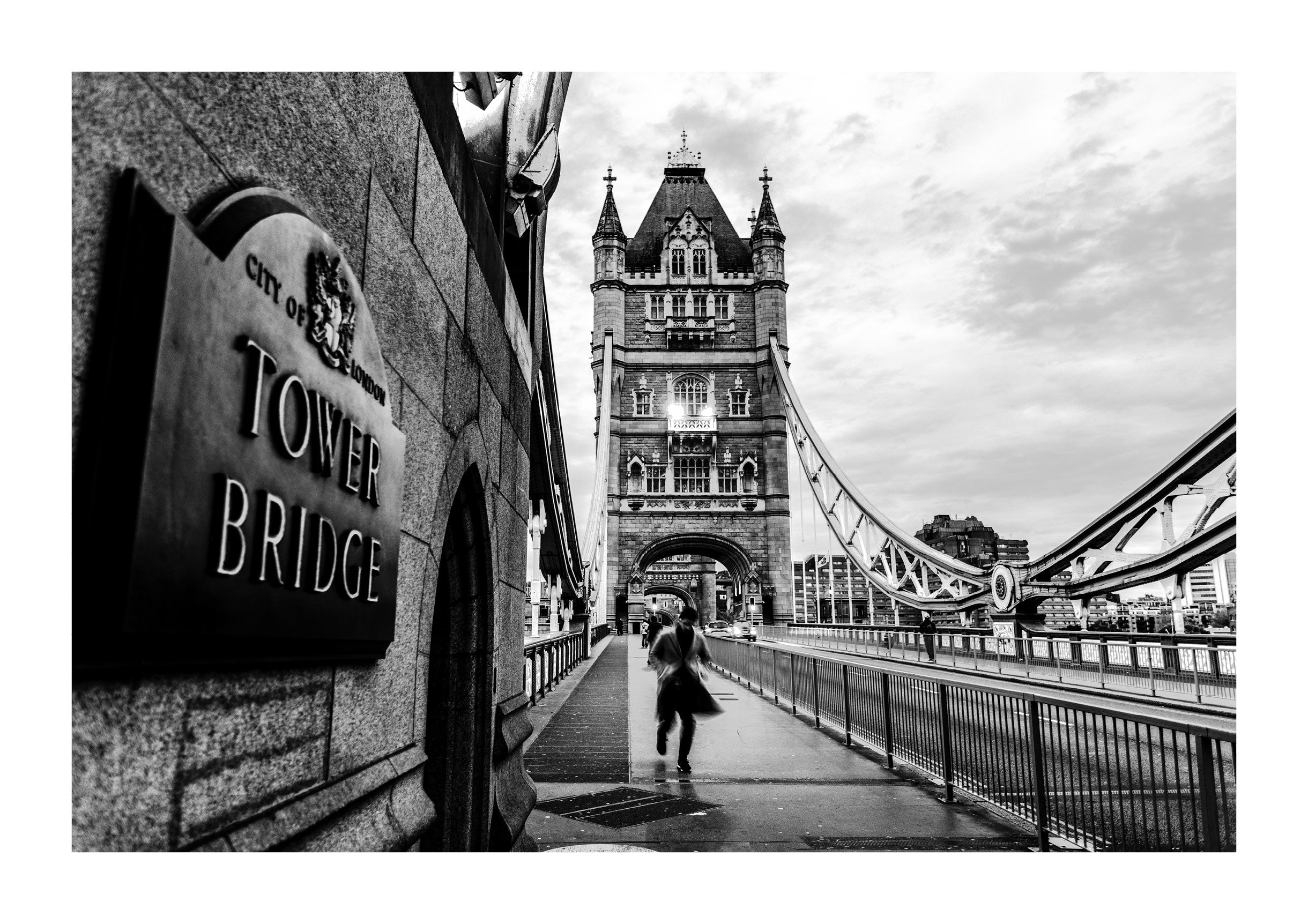 Crossing the Thames