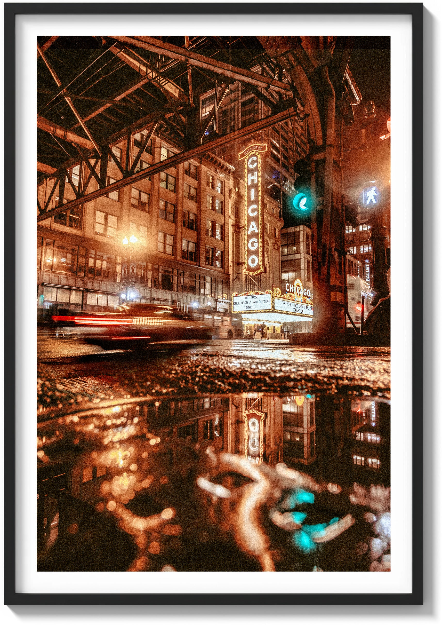 Chicago Theater, Midnight