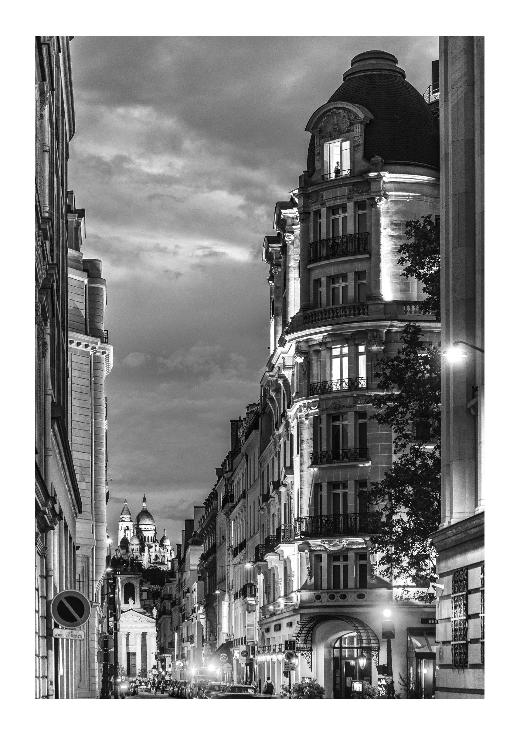 Strolling the 9th Arrondissement