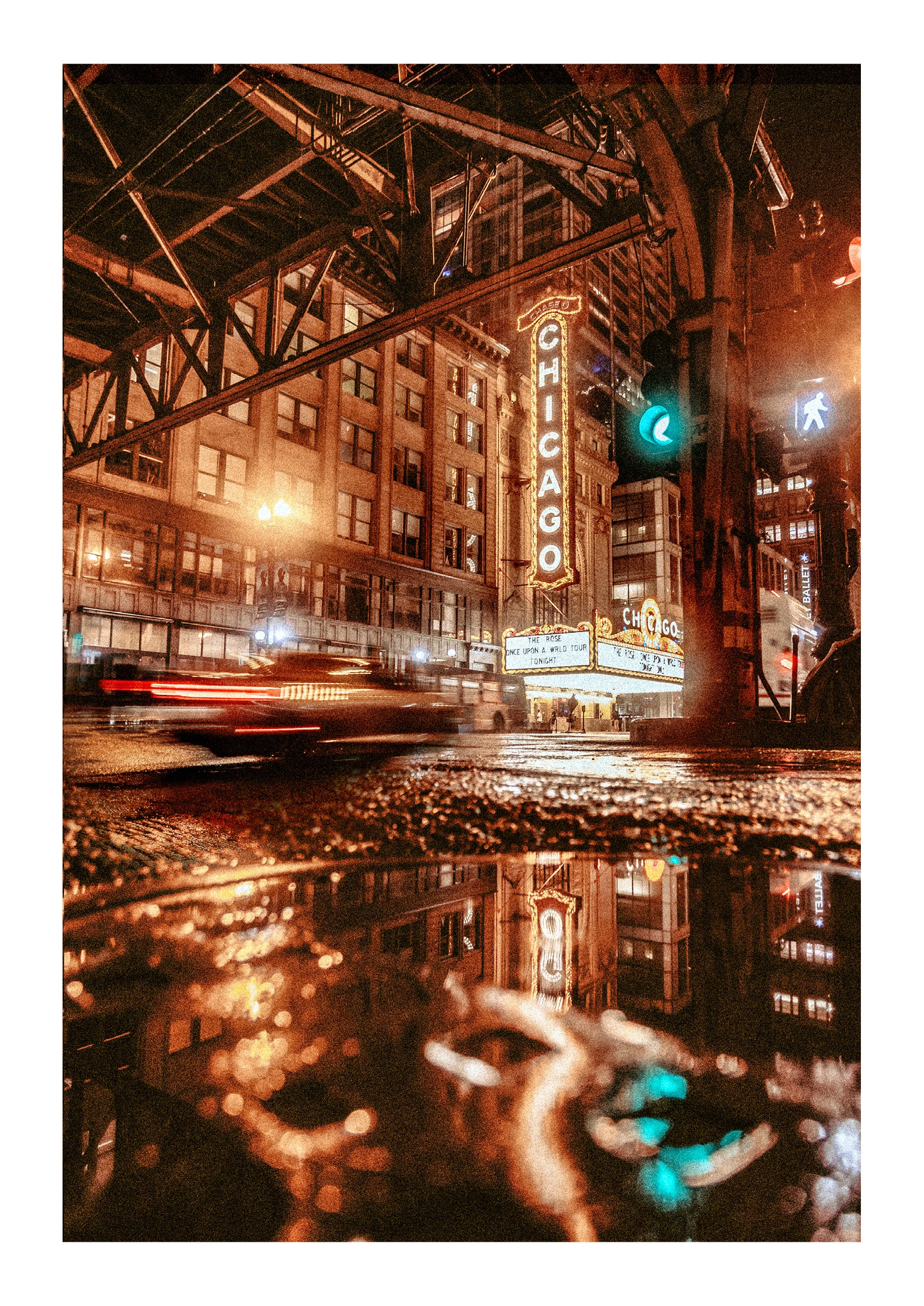 Chicago Theater, Midnight