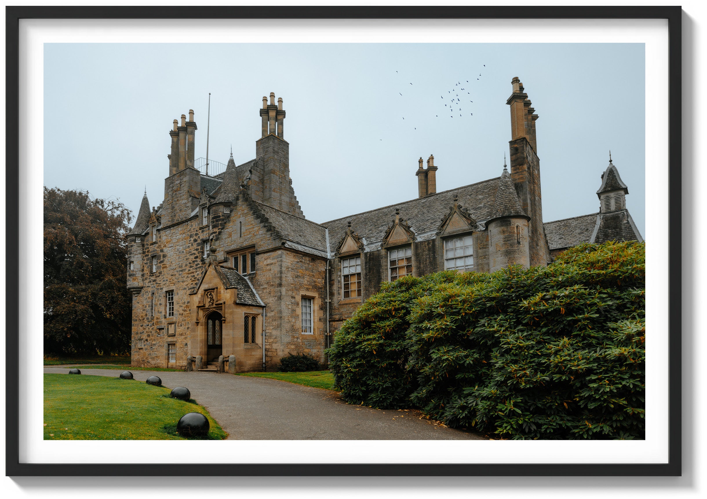 Entering Lauriston Castle