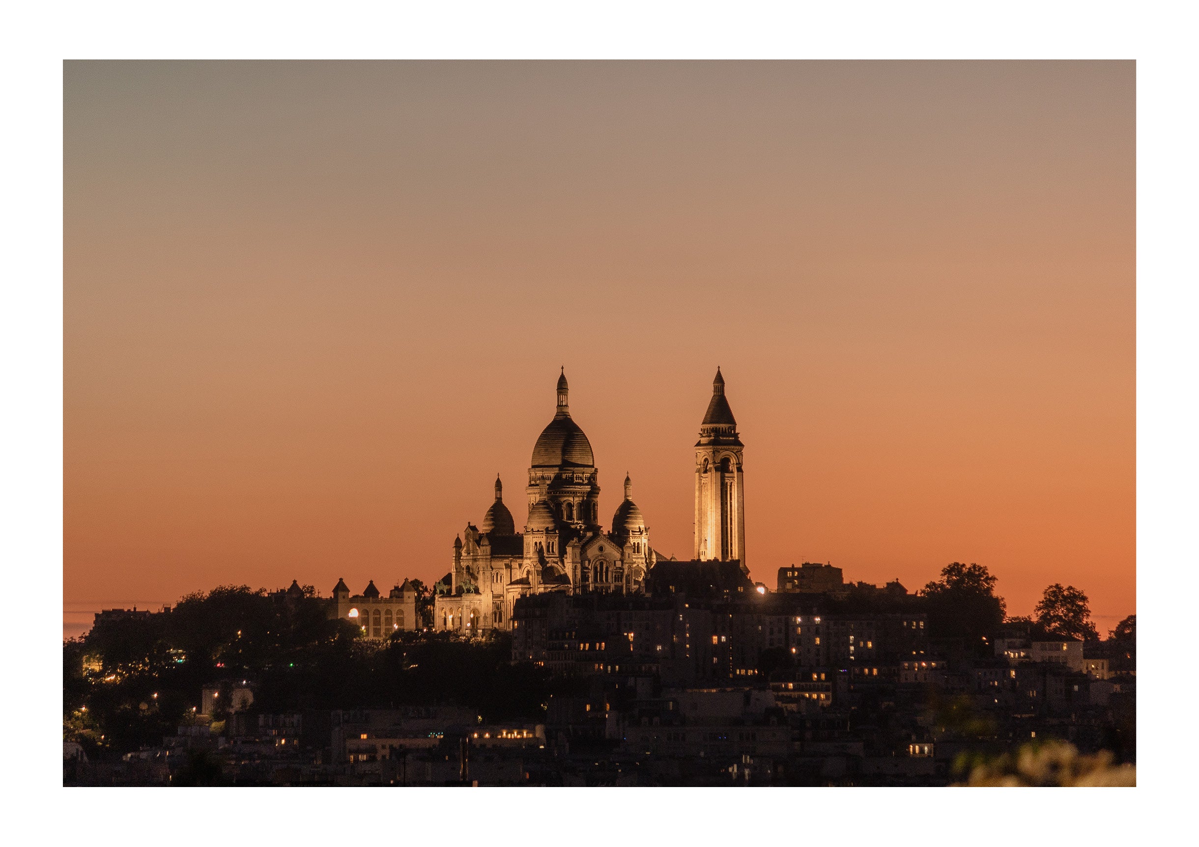 Evening Exhale in Montmartre