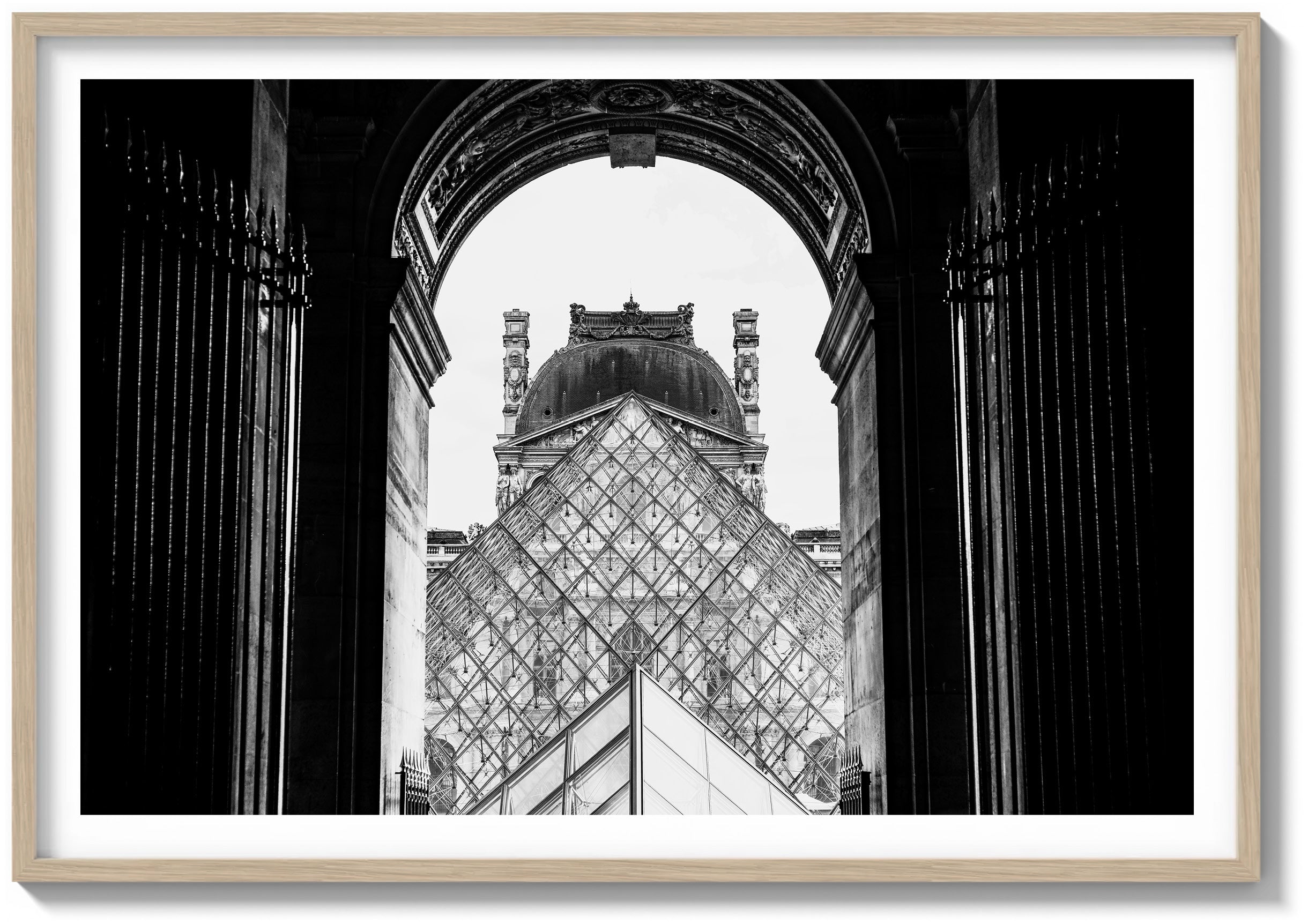 Pyramide du Louvre