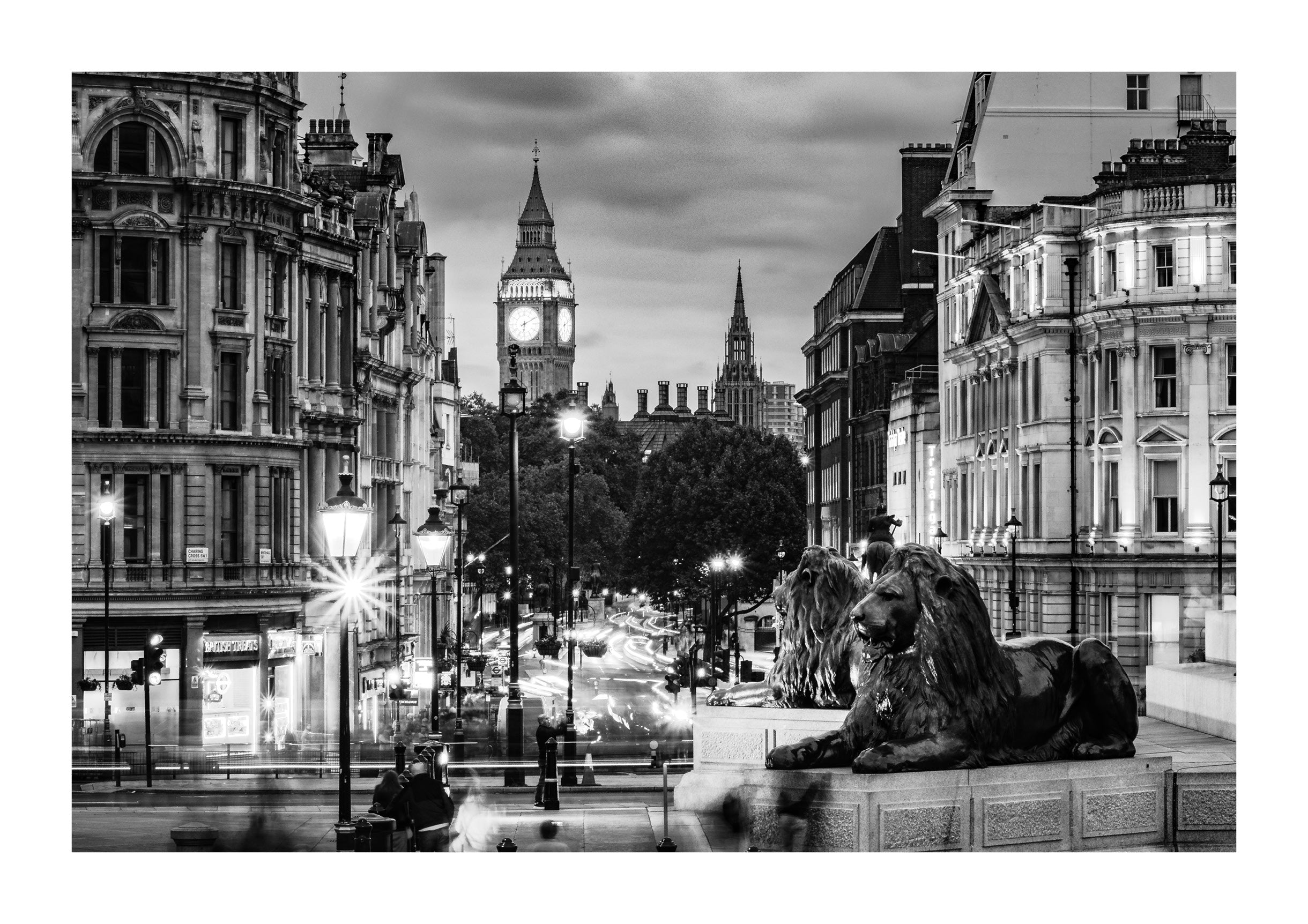 Dusk at Trafalgar Square