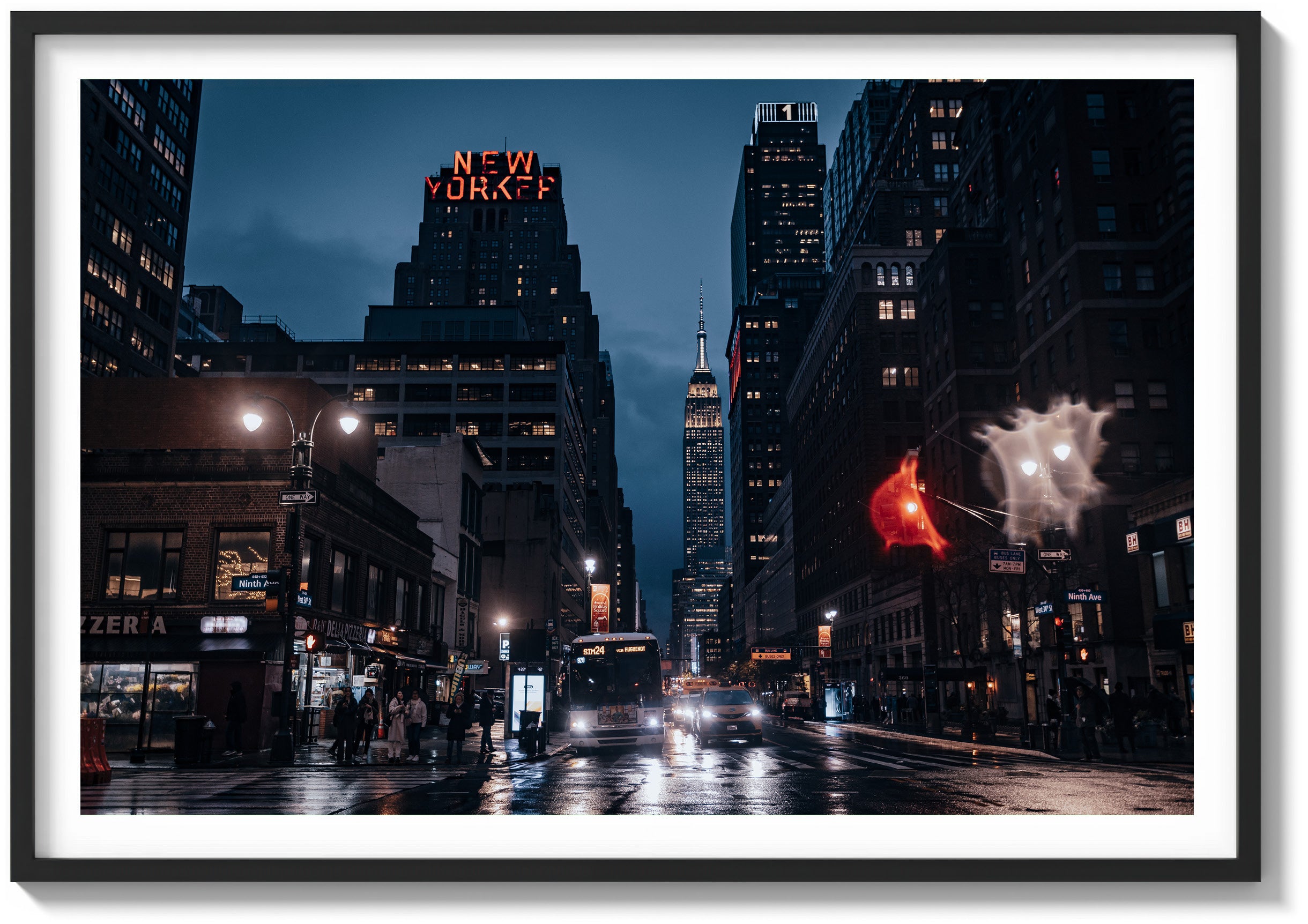 W 34th St
