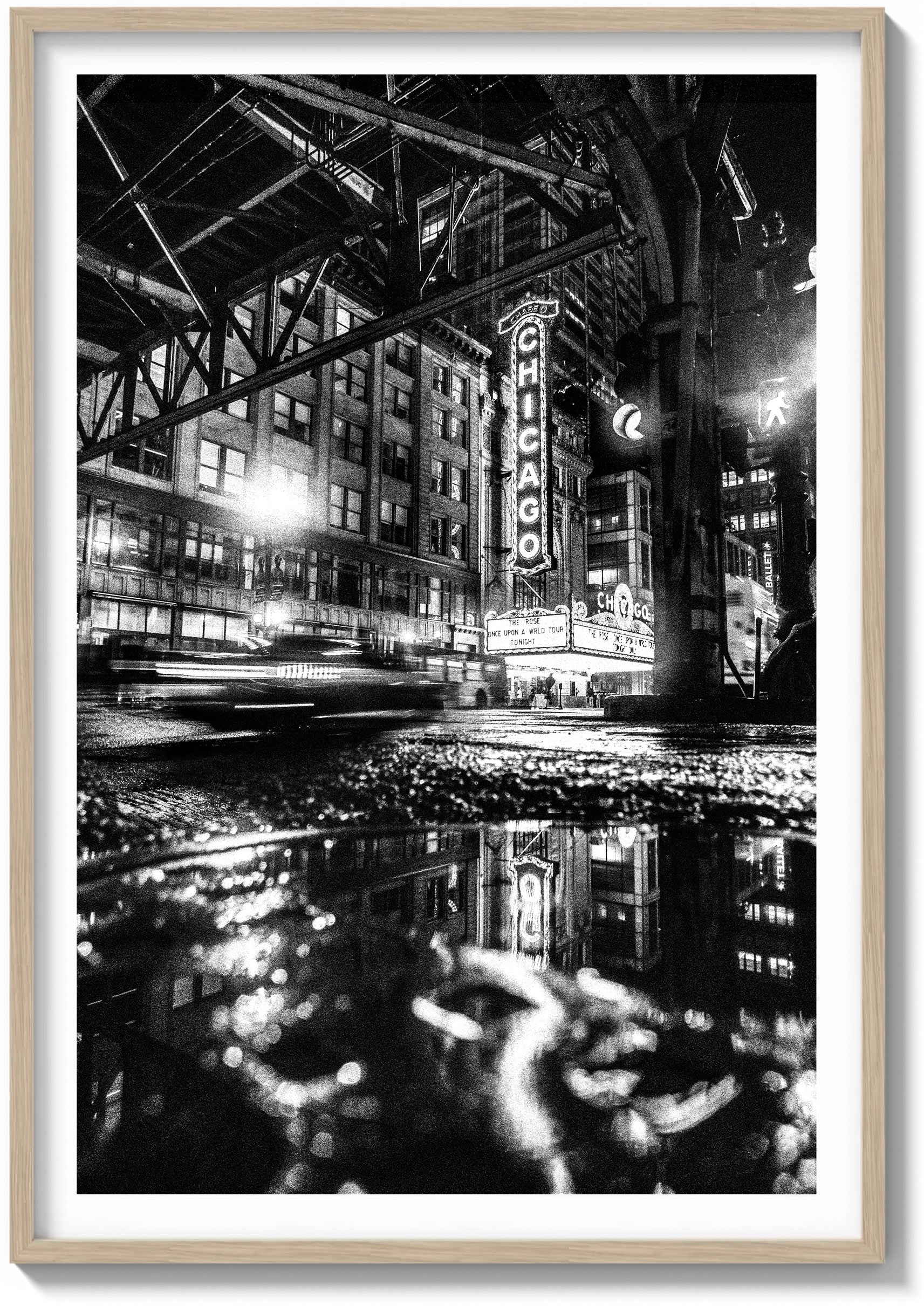 Chicago Theater, Midnight