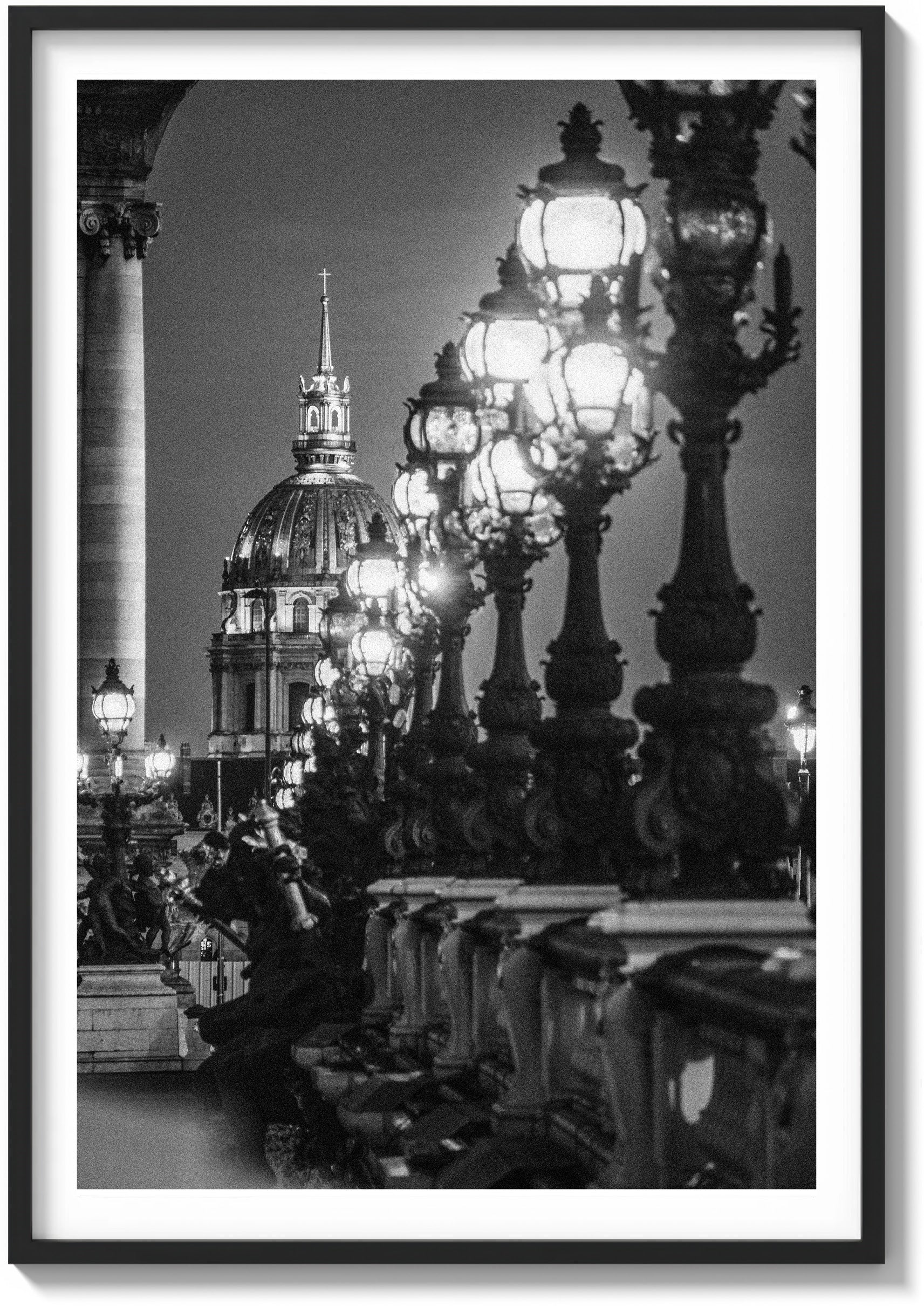 Midnight on Ponte Alexandre