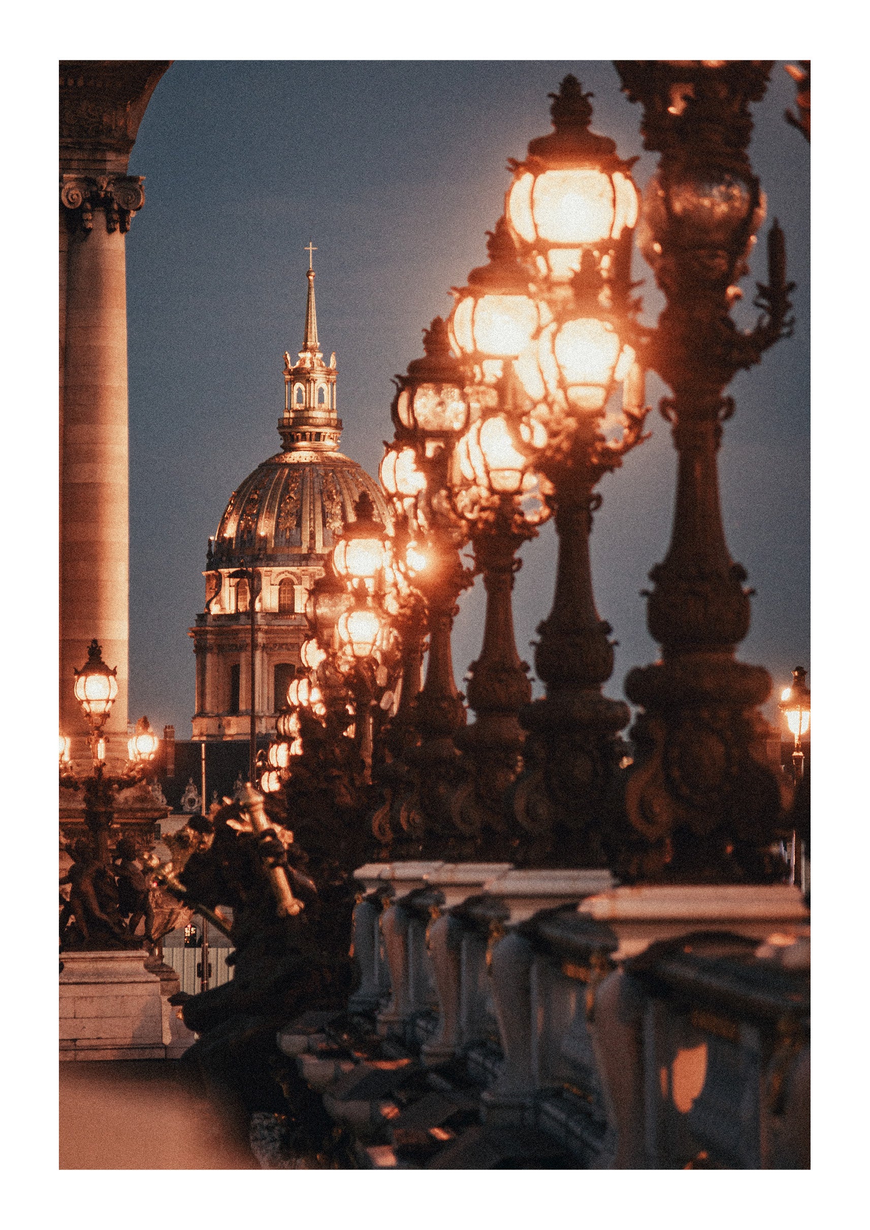 Midnight on Ponte Alexandre