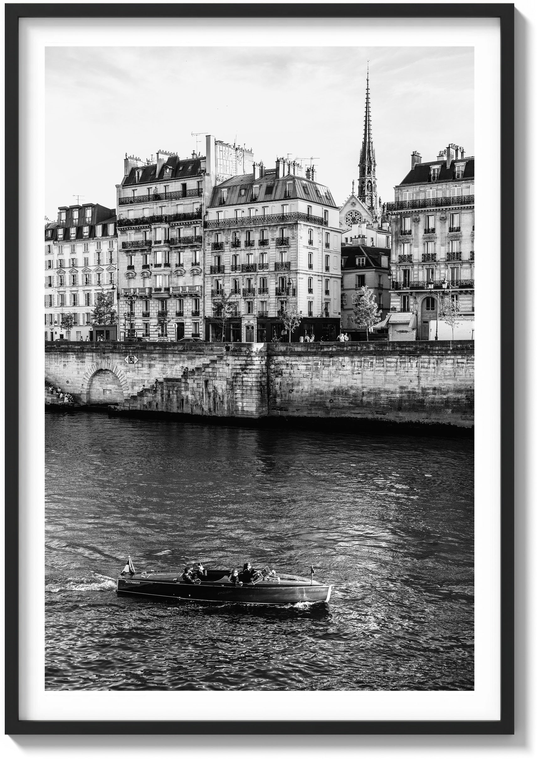 Cruising the Seine