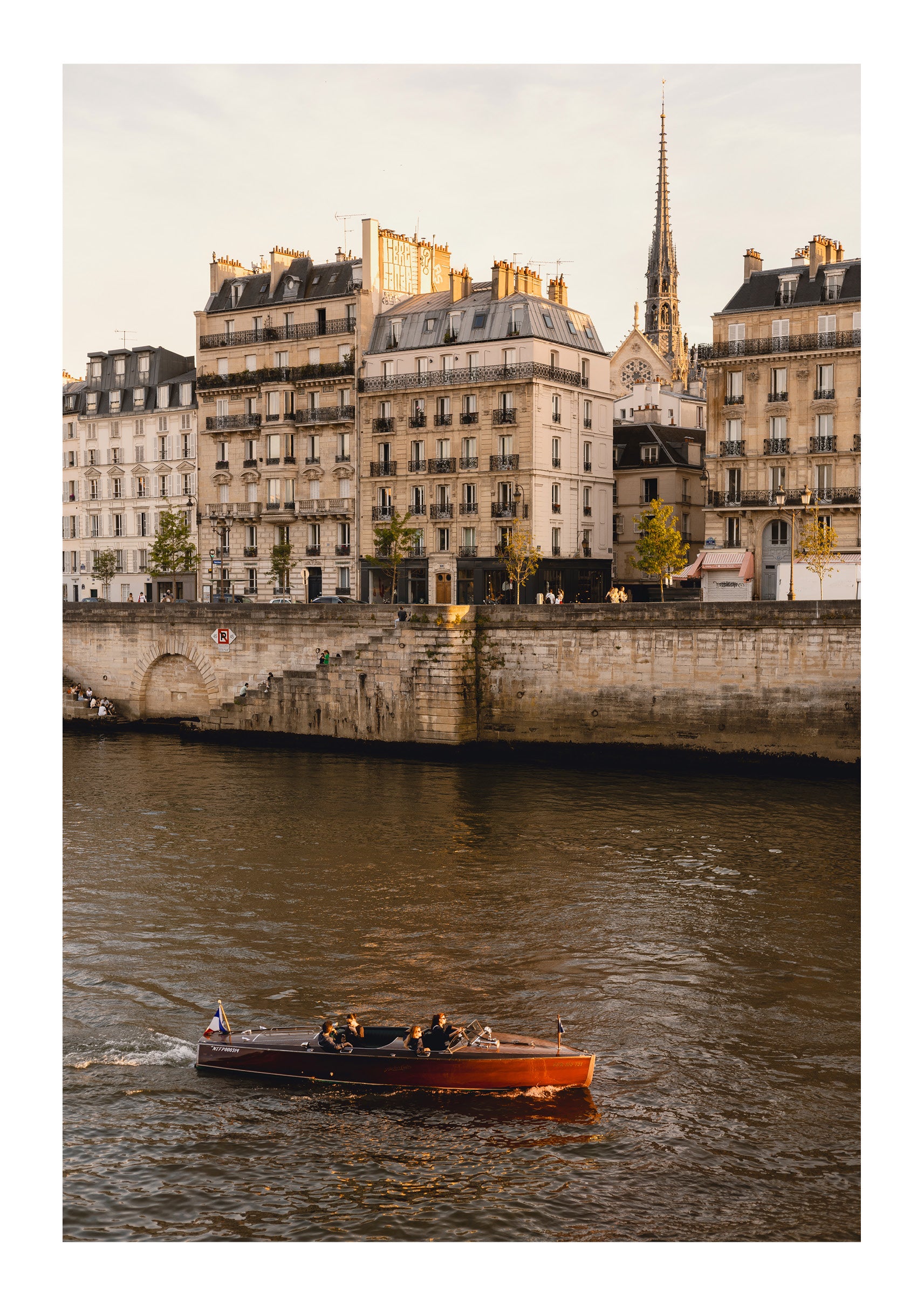 Cruising the Seine