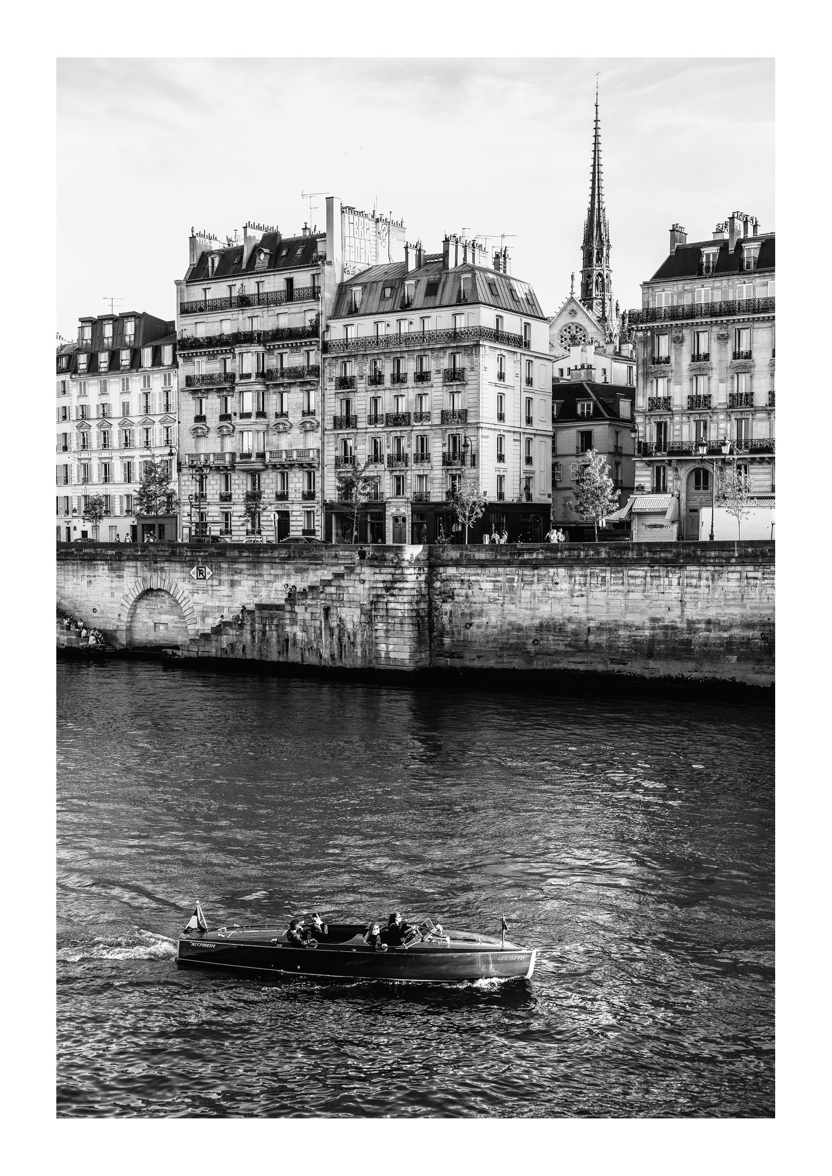 Cruising the Seine