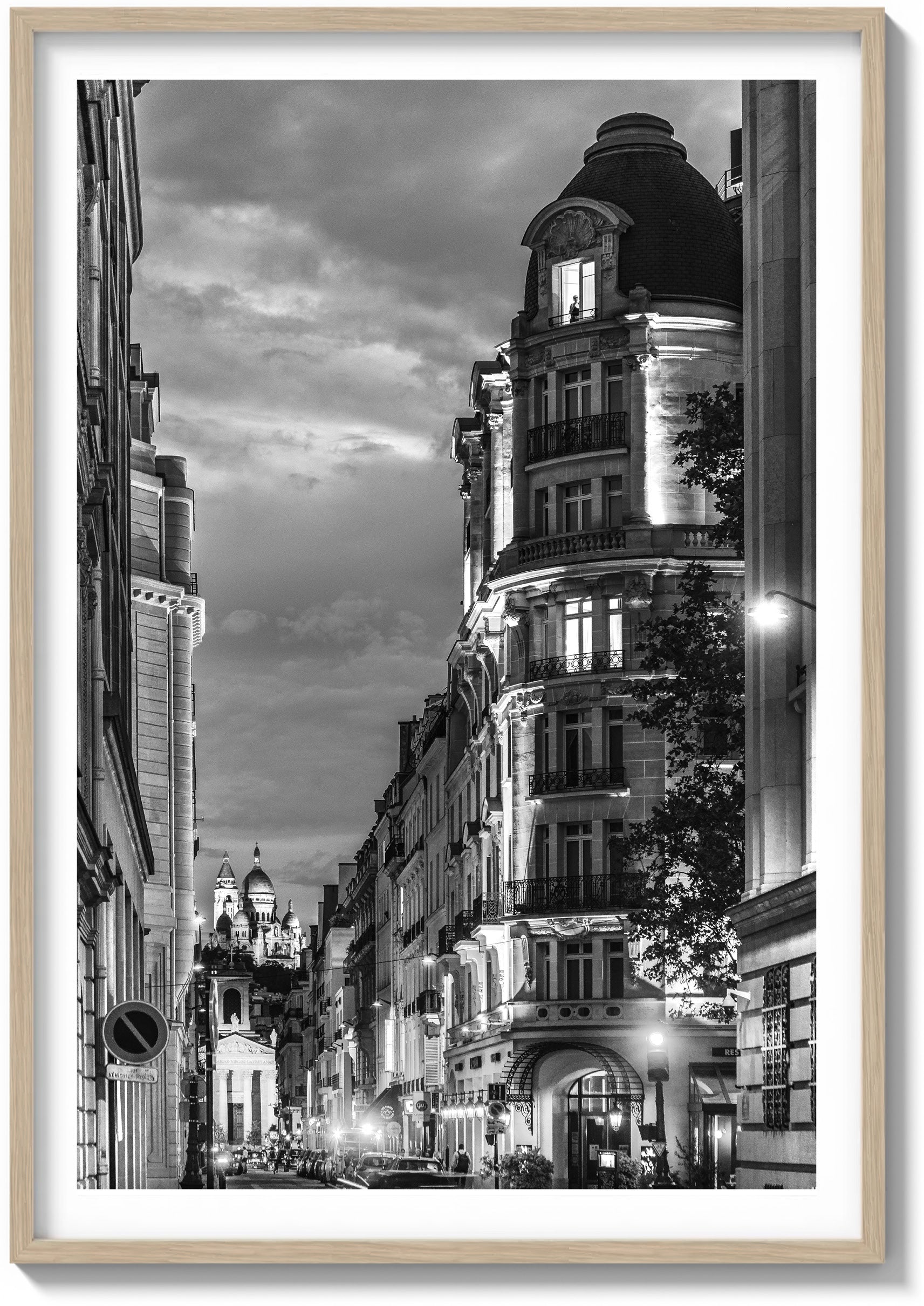 Strolling the 9th Arrondissement