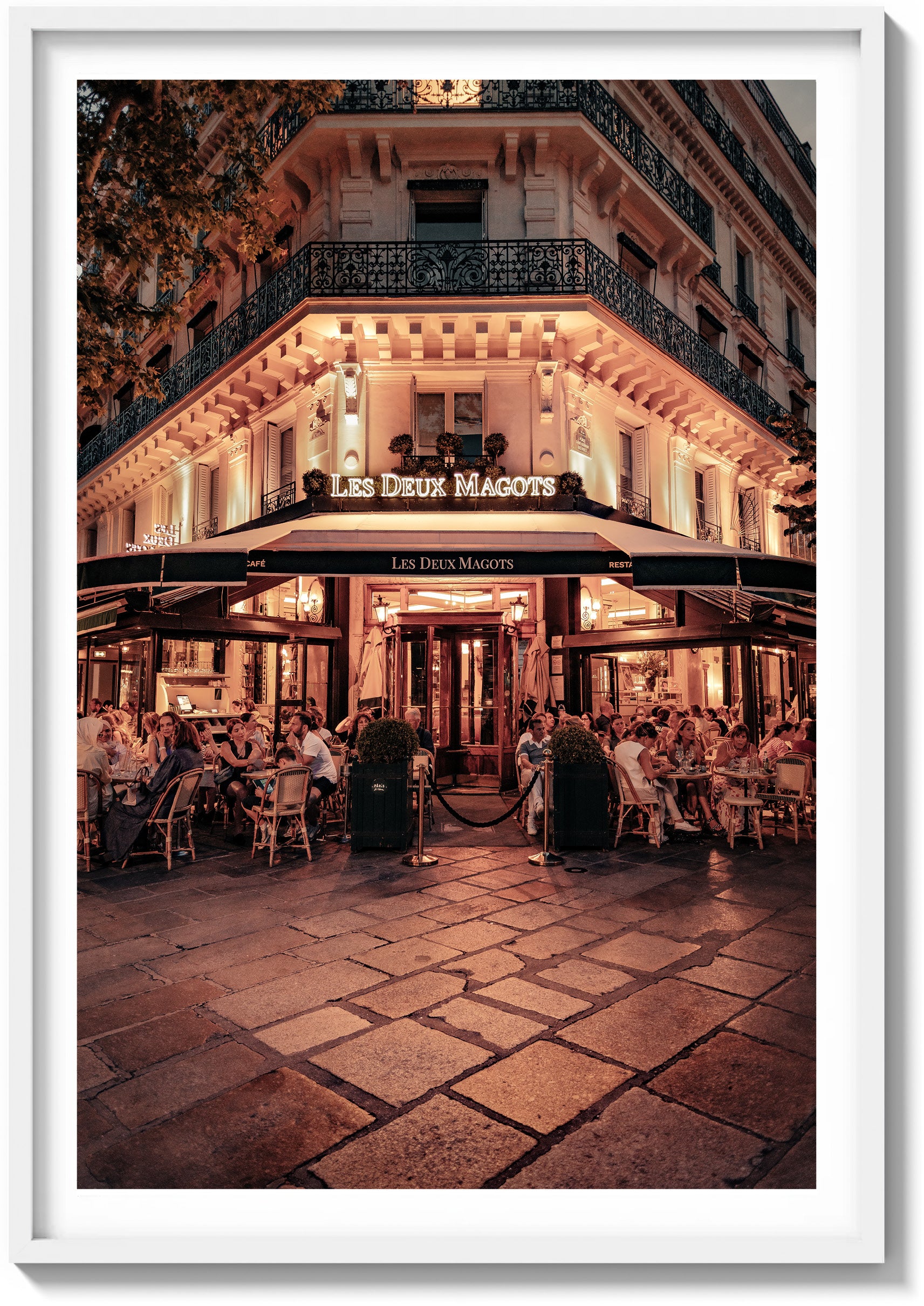 Reservations at Les Deux Magots