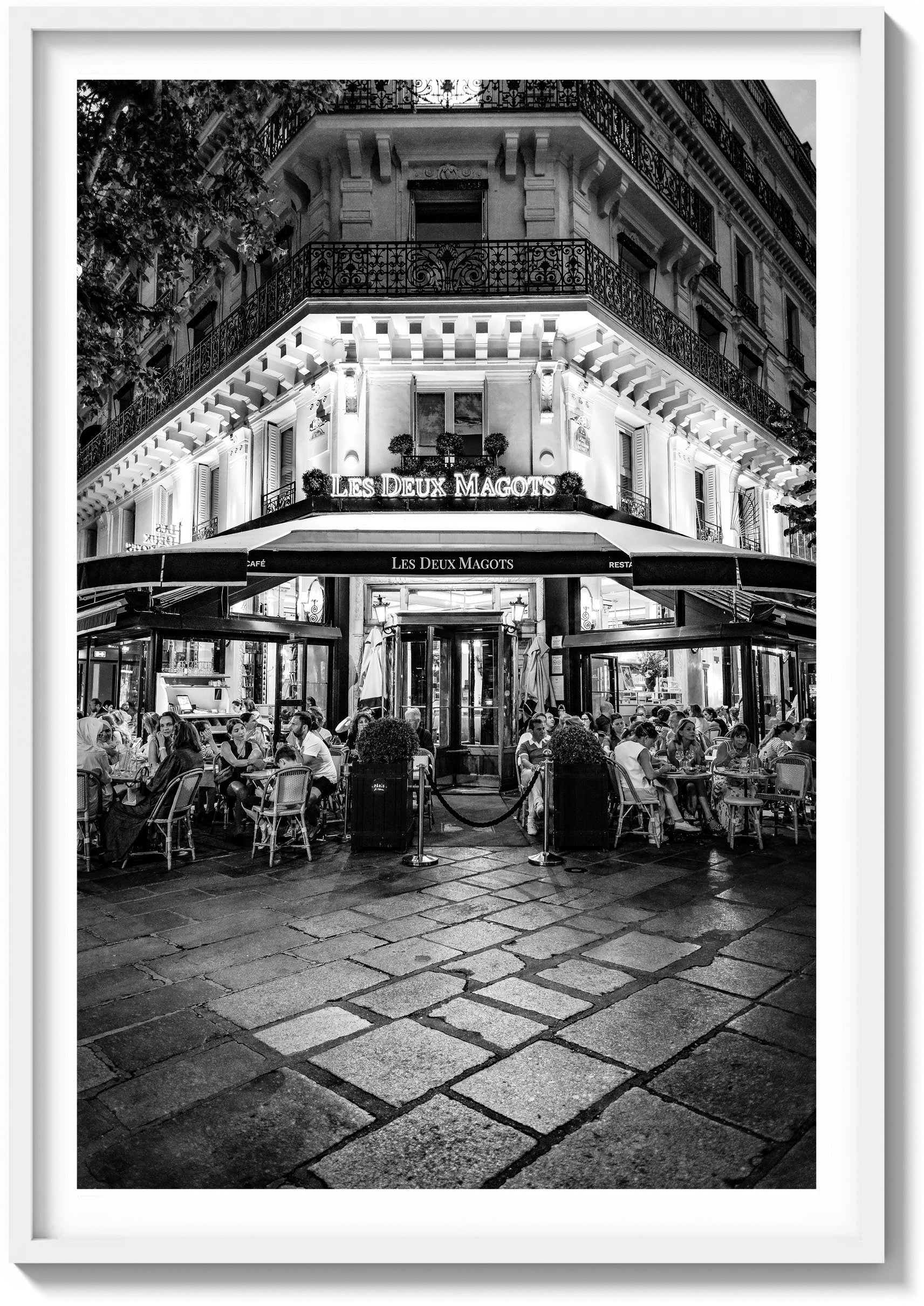 Reservations at Les Deux Magots