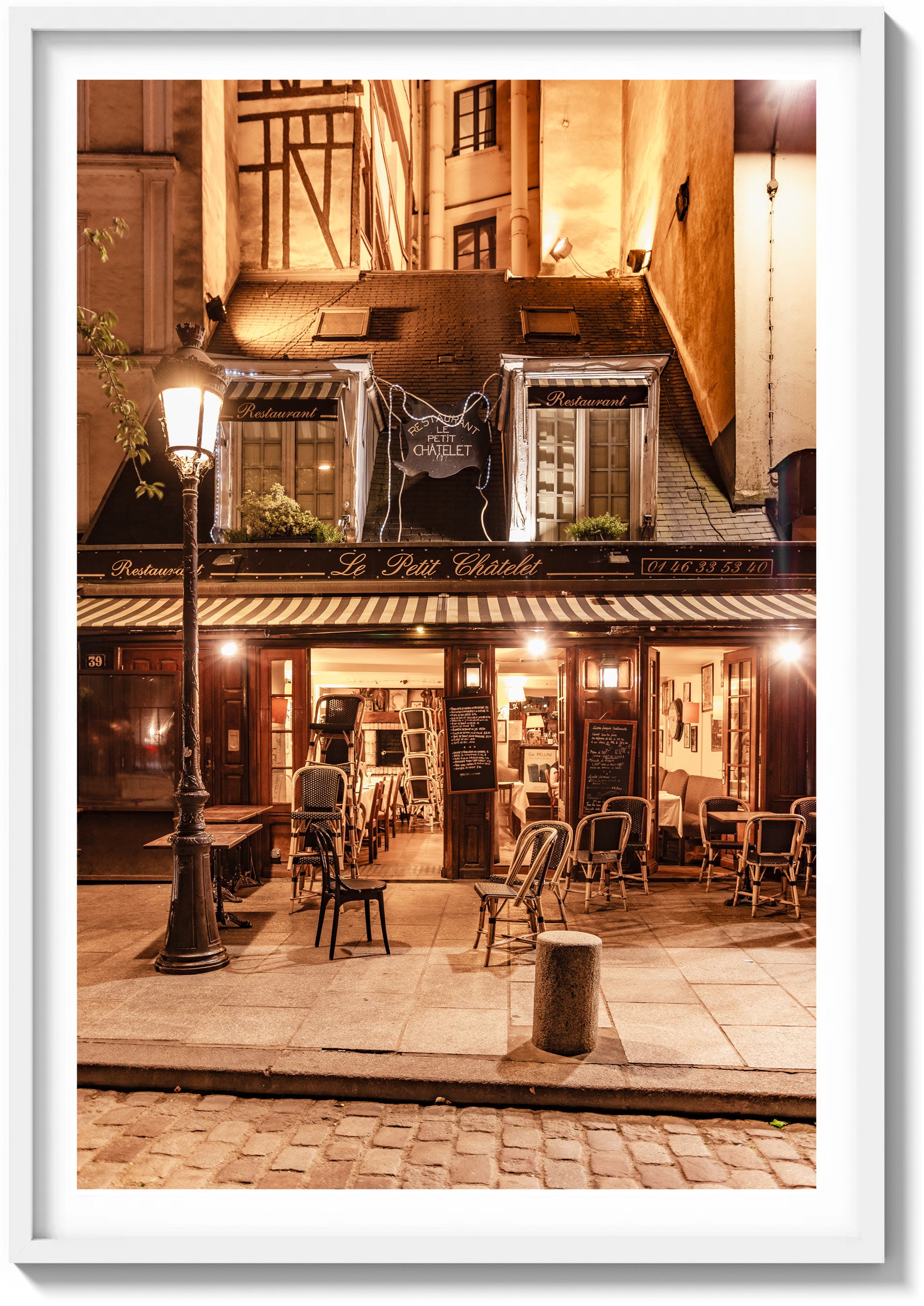 Evening at Le Petit Châtelet