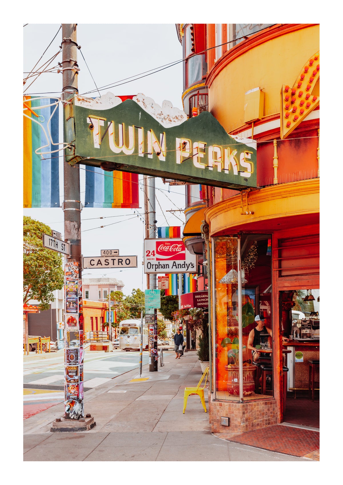 Twin Peaks Tavern